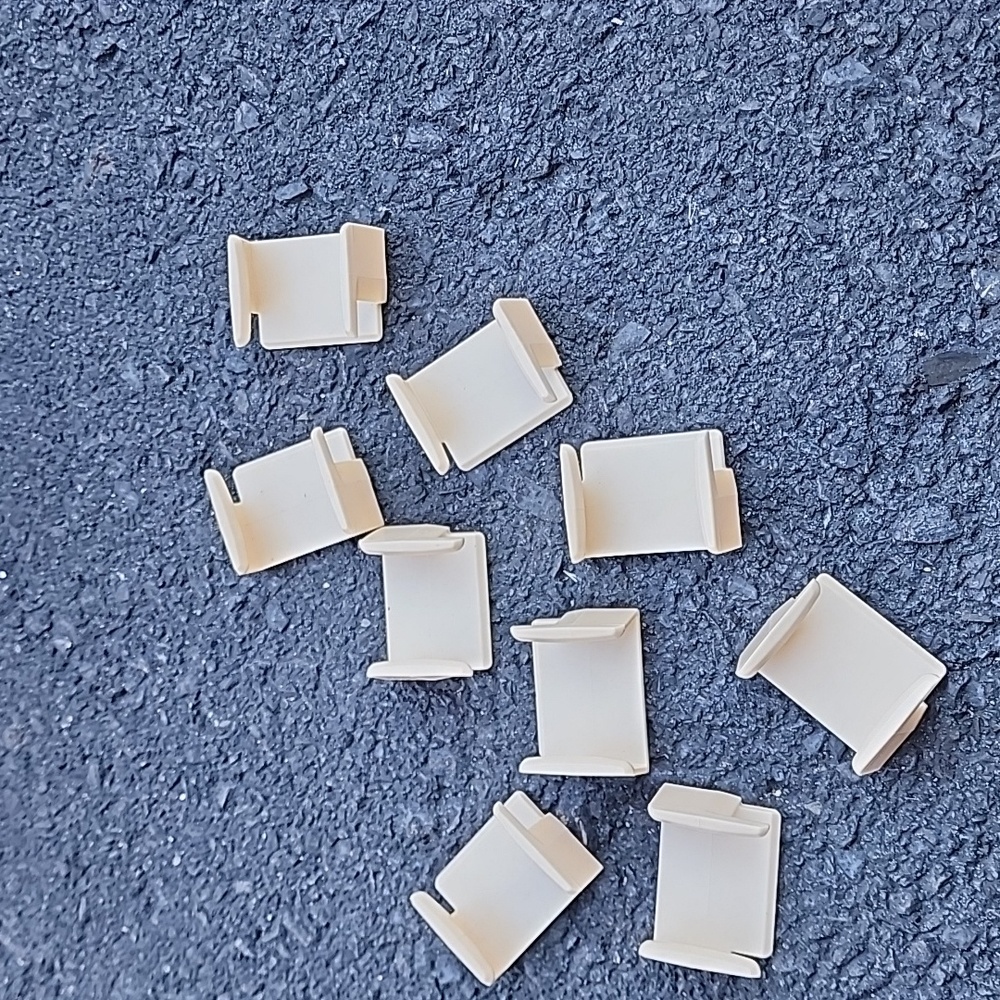 Connectors for wooden train tracks. 9 total.